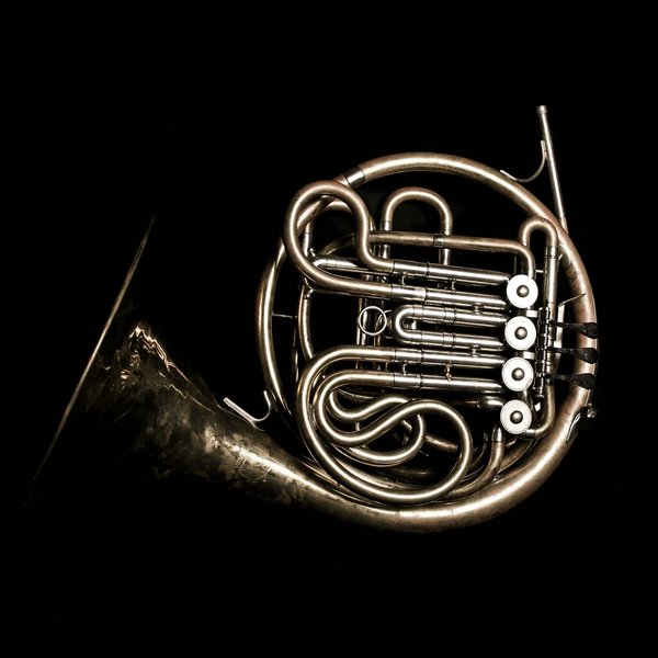 Quels revêtements muraux pour une insonorisation efficace dans une chambre de musicien ?